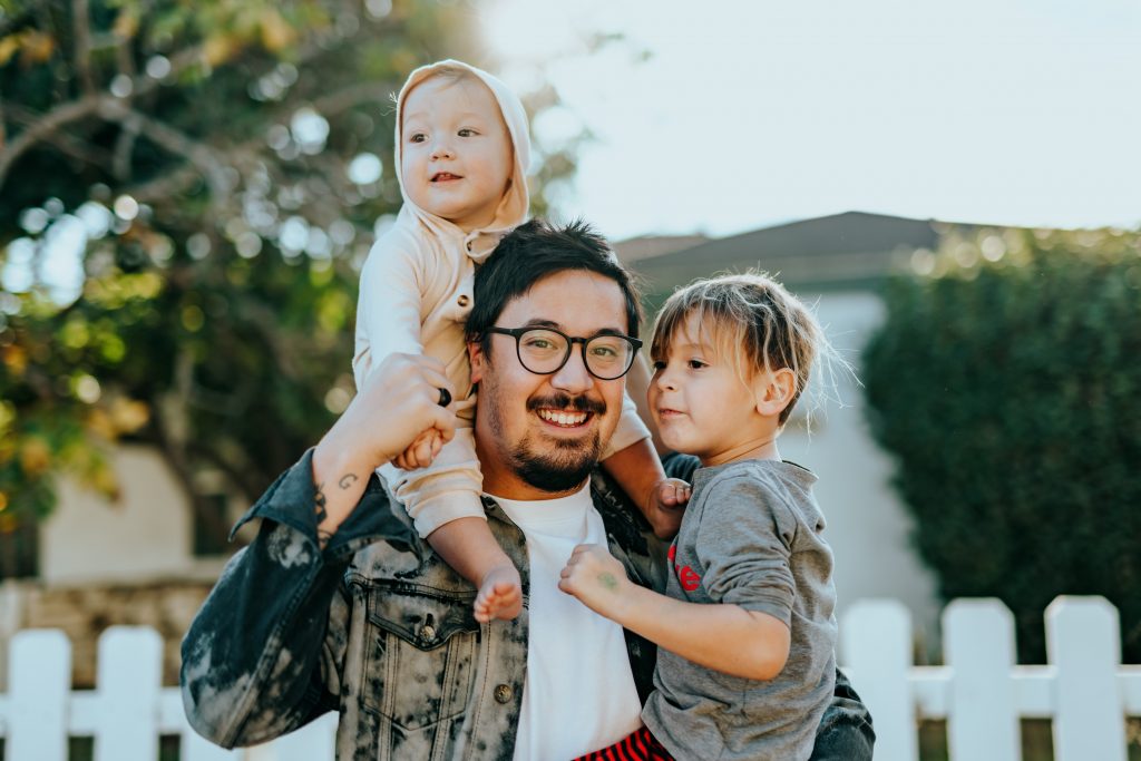 family photos builds strong connection