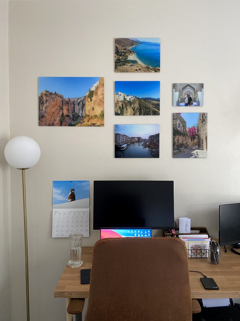 3 Ways to Put Up Glass Prints - How to Hang a Picture - Fracture