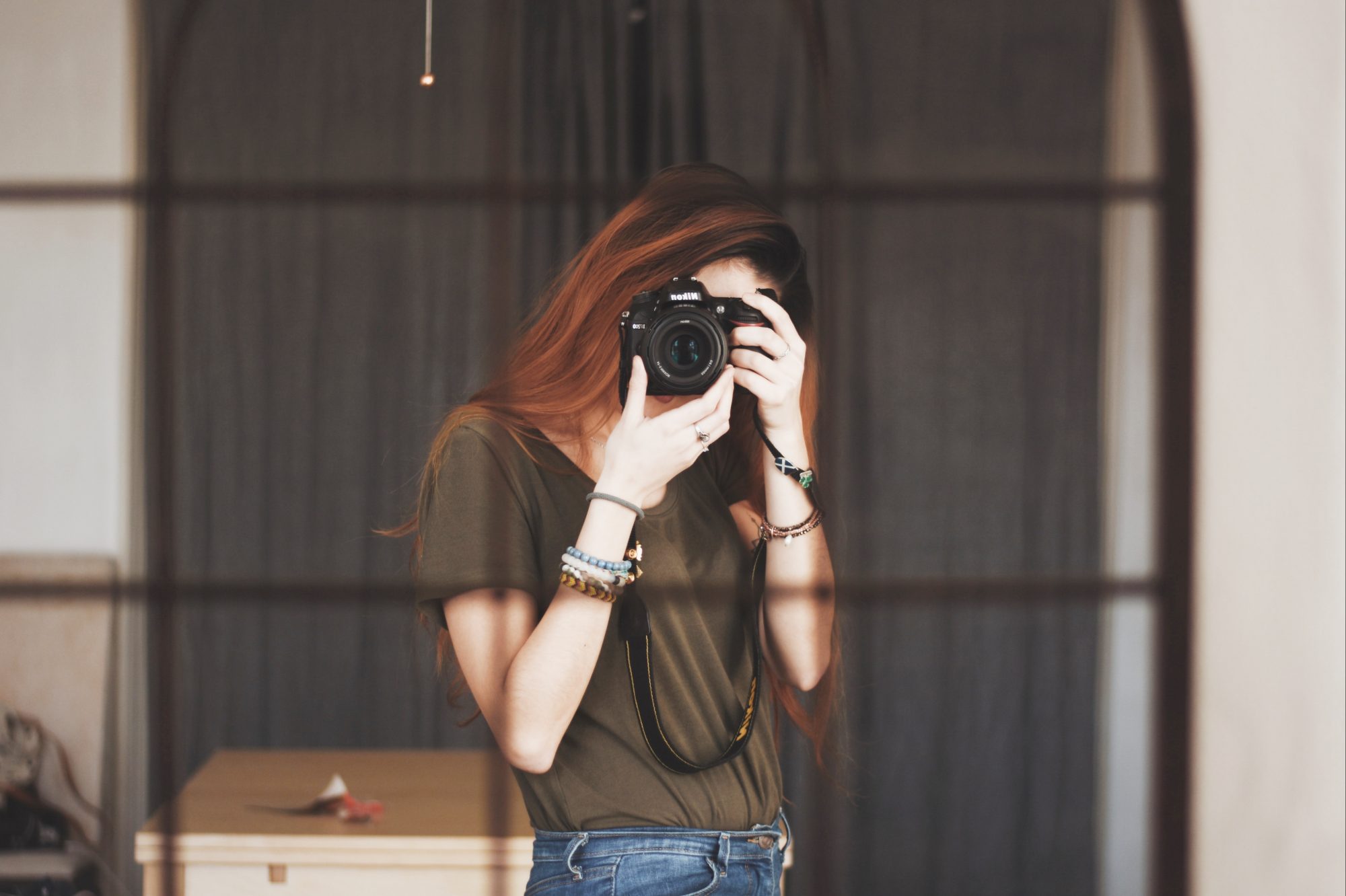 romanticizing life meaning