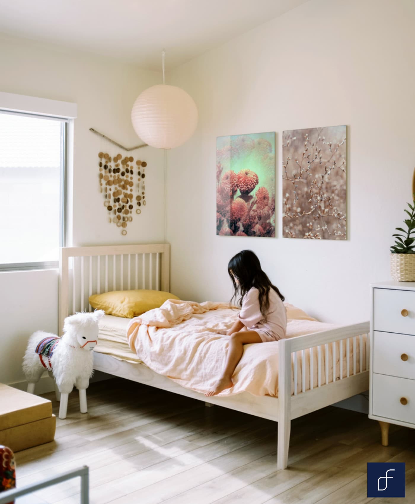 Fracture's nursery wall decor ideas