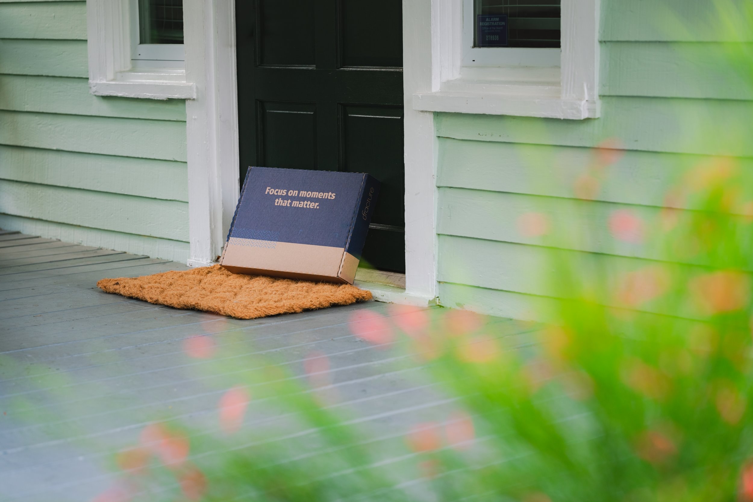 A Fracture package sits at the door, delivered just in time for a last minute Mother's Day gift.